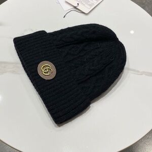 Gucci Black Knit Beanie with Gold Logo